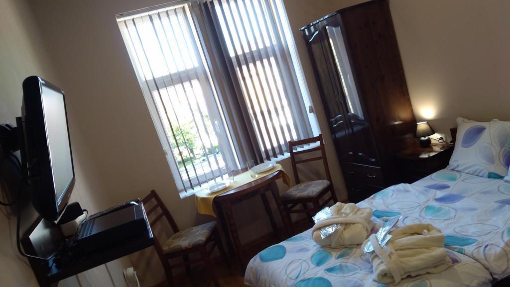 Guest House Fun&Rest Plovdiv Extérieur photo