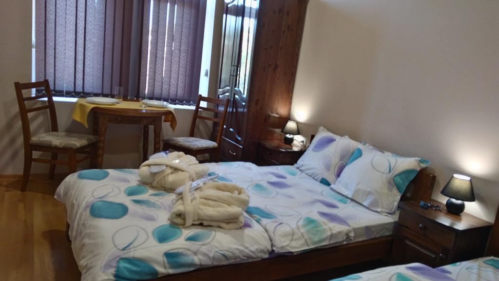Guest House Fun&Rest Plovdiv Extérieur photo