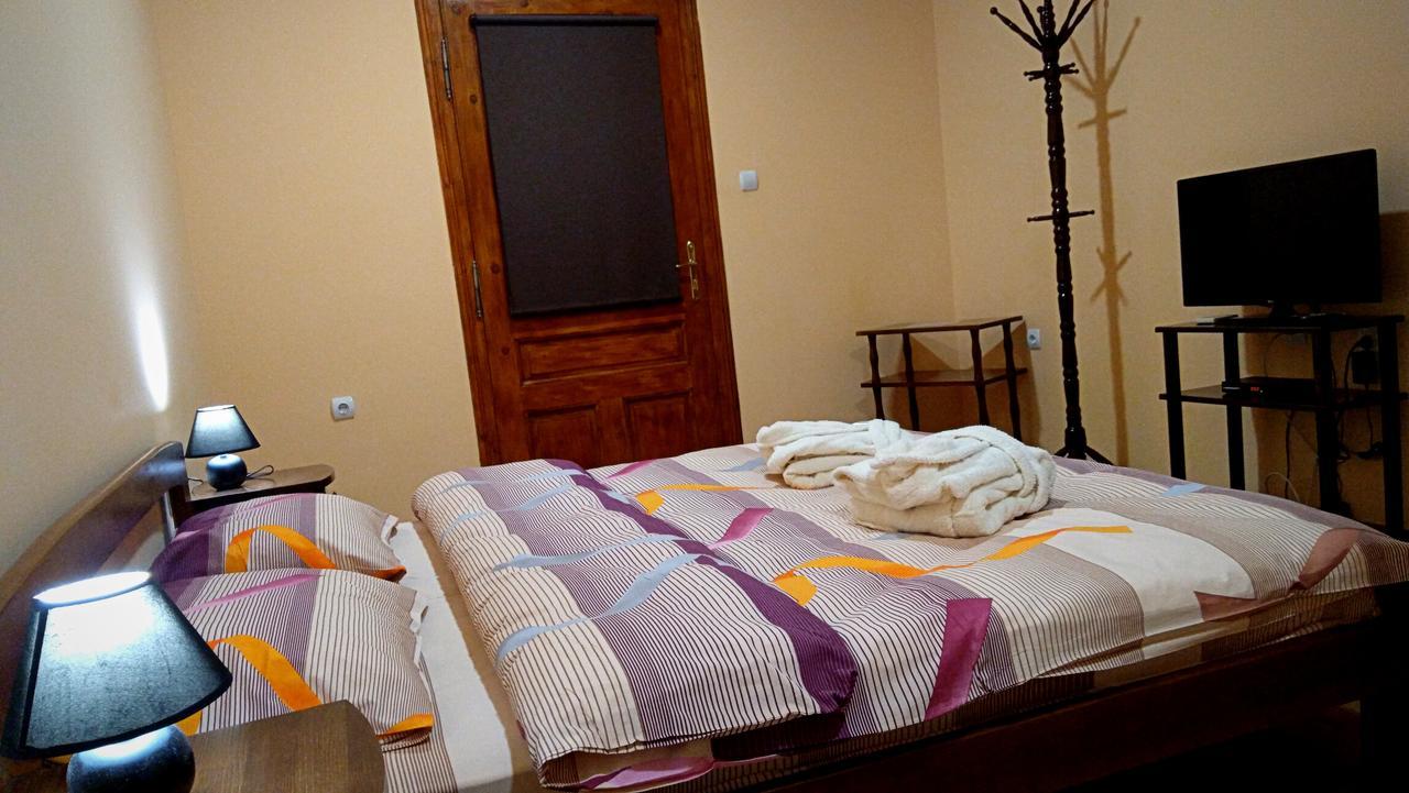 Guest House Fun&Rest Plovdiv Extérieur photo