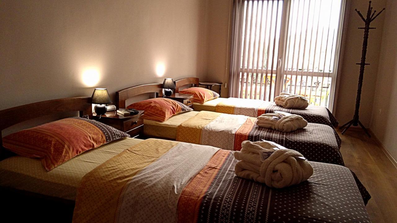 Guest House Fun&Rest Plovdiv Extérieur photo